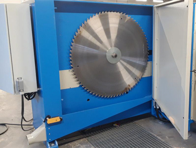 Автоматический торцовочный станок для бревен Walter PK-1300