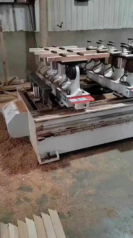 Пятиосевой обрабатывающий центр с ЧПУ JUNRAN JR-5013A