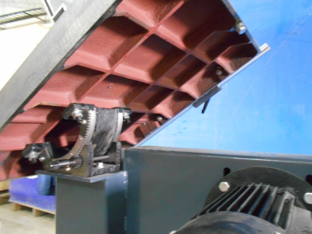 Ленточно-пильный станок LTT MJ346E