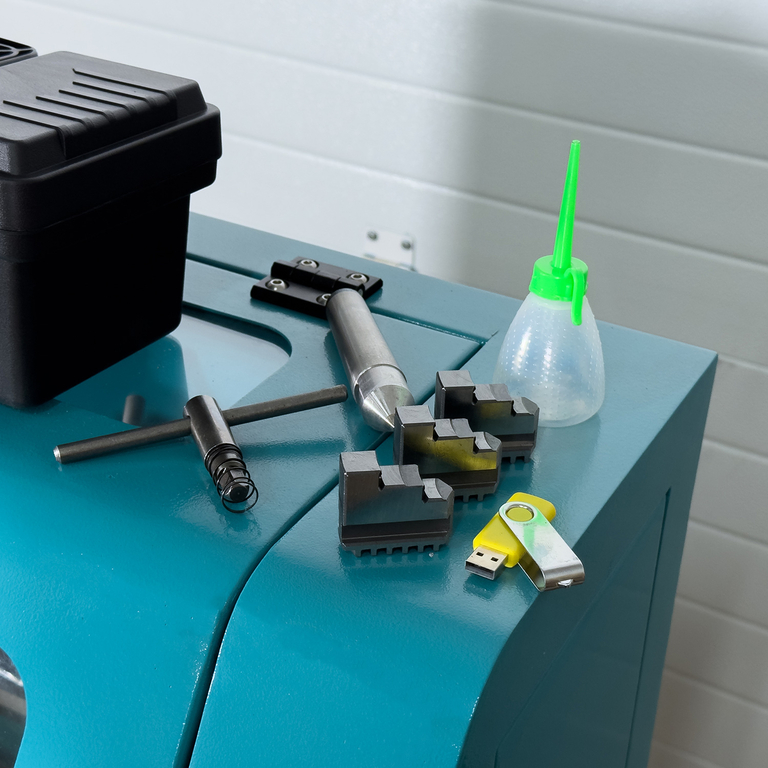 Токарный станок с ЧПУ AURA TM-300 CNC (35030100)