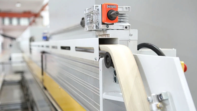 Двухсторонний кромкооблицовочный станок Nanxing NB6S2IIP