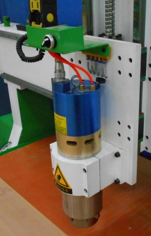 Фрезерный станок с чпу LTT-1325АSD