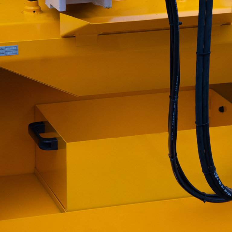 Ленточнопильный станок Visprom PPK-330G (38812500)