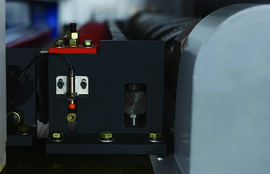 Калибровально-шлифовальный станок с шейперным валом Finetech SPR-RP 700