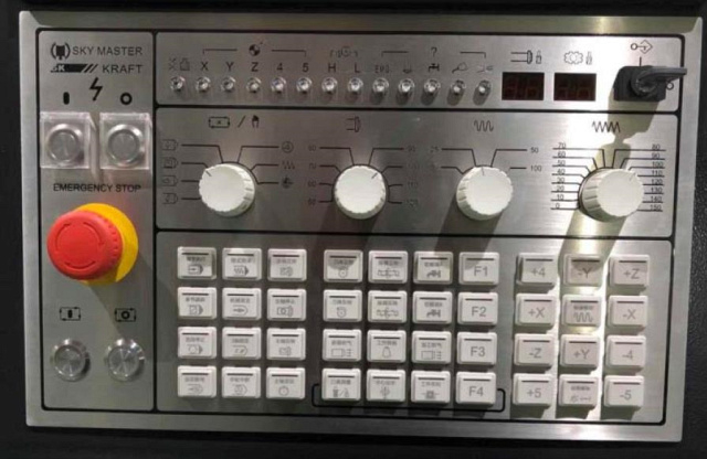 Фрезерный обрабатывающий центр SPITZEN SMC-1260F (VF108)