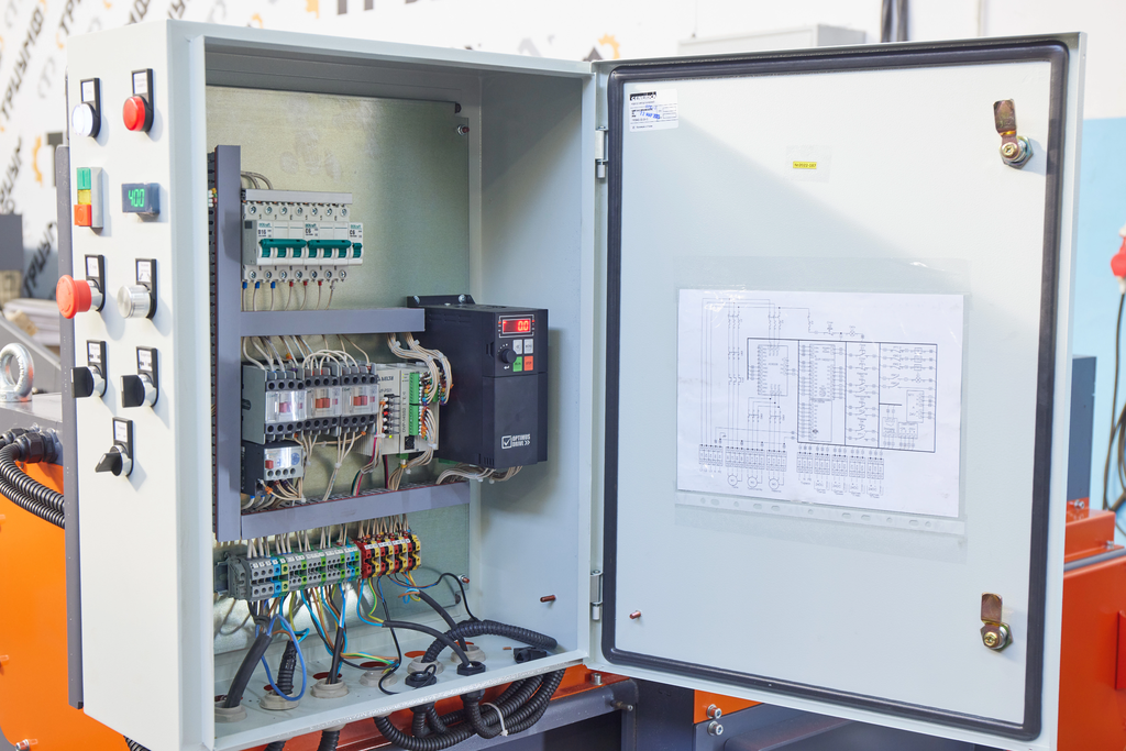 Станок для переработки горбыля на дрова Триумф ПГД-400