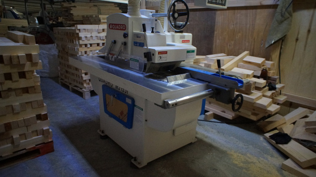 Круглопильный (прирезной) станок с автоподачей QUADRO MJ 153i
