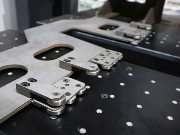 Сверлильно-присадочный станок с ЧПУ HOLD HB621JXKH6F