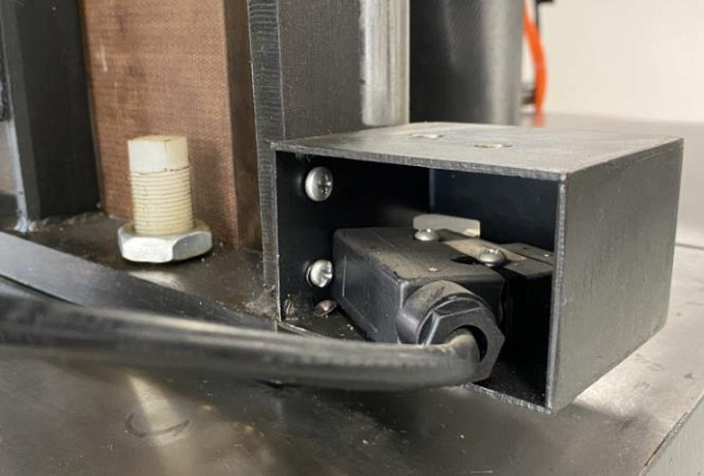 Ленточнопильный станок EcoWood BS 700 AUTO с подающим устройством