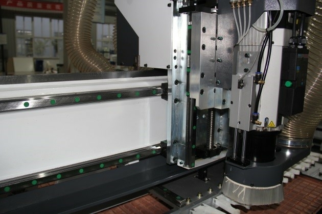 Фрезерный станок с ЧПУ BJD-Z5 2030