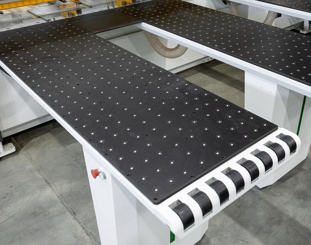 Форматно-раскроечный центр с ЧПУ Nanxing NP638DR