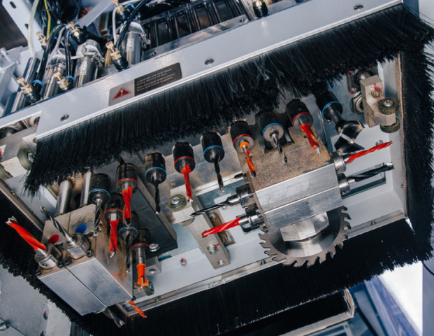 Сверлильно-присадочный центр с ЧПУ Beaver SWIFT Turbo PRO 1200-2HE