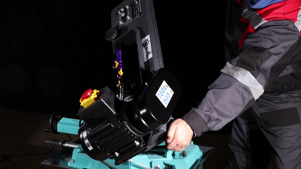 Ленточная пила по металлу AURA LM-128SHD/220 (40128100)