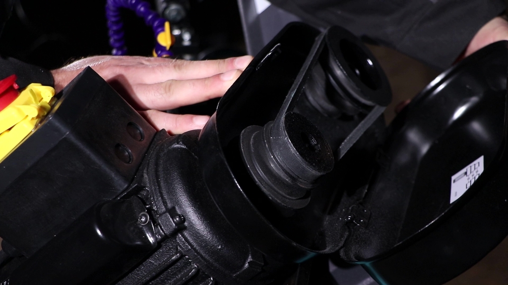 Ленточная пила по металлу AURA LM-128SHD/220 (40128100)