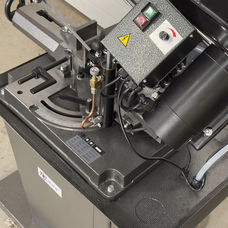 Ленточная пила по металлу AURA LM-128SHDV/220 (40128110)