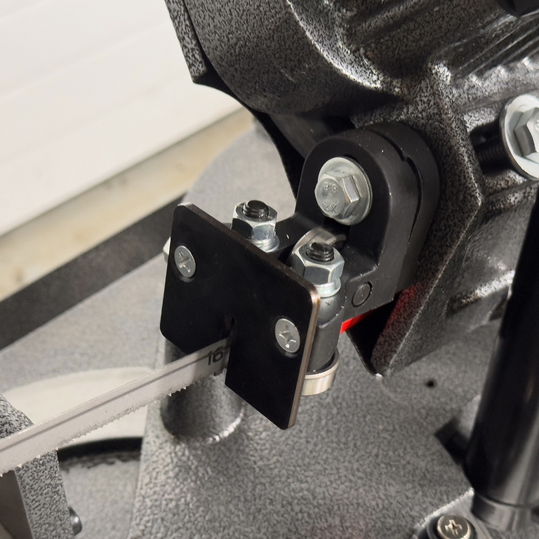 Ленточная пила по металлу AURA LM-128SHDV/220 (40128110)