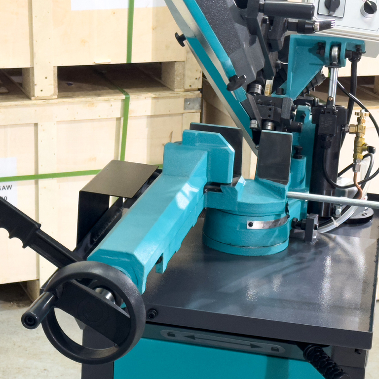 Ленточнопильный станок AURA LM-170G/380 (40170300)