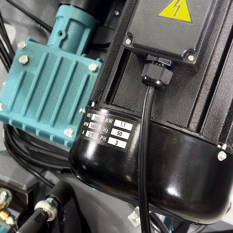 Ленточнопильный станок AURA LM-200U (40200300)