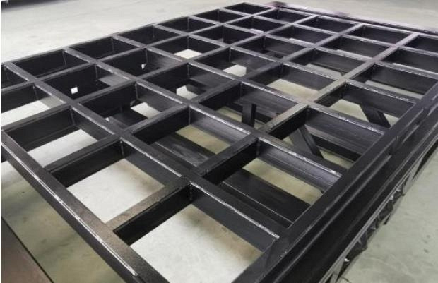 Фрезерный обрабатывающий центр с ЧПУ с автоматической сменой инструмента Filato RS 2028 Lab