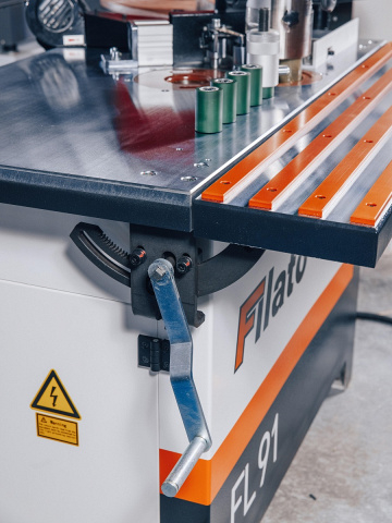 Кромкооблицовочный станок с ручной подачей Filato  FL-91