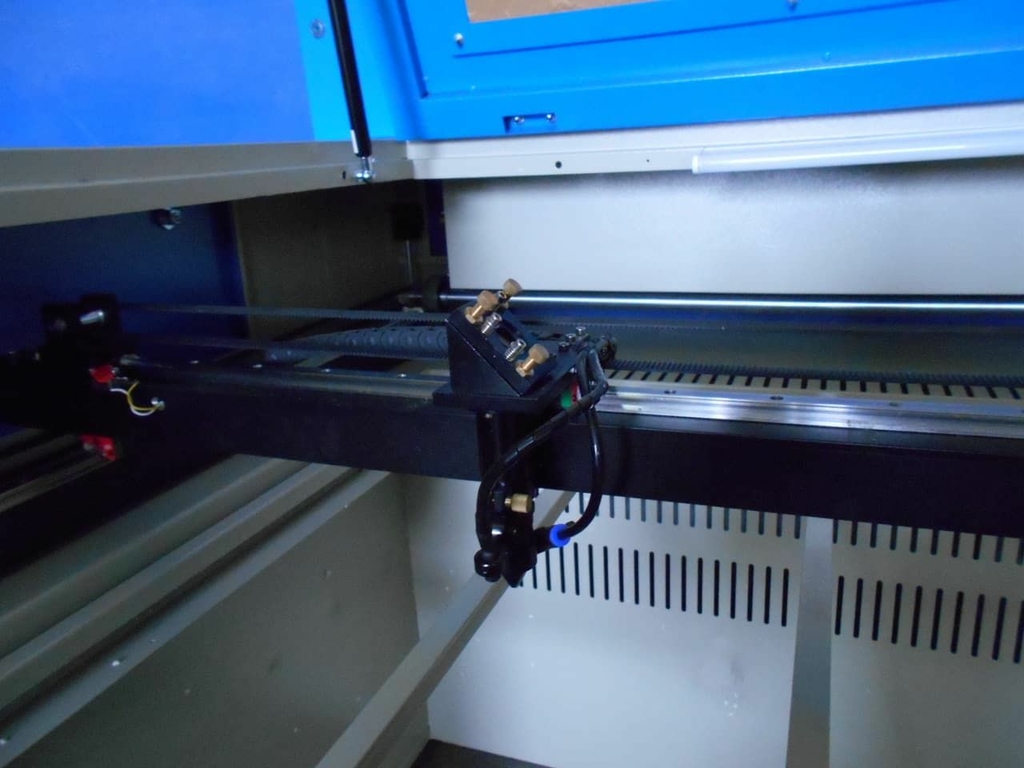 Лазерно-гравировальный станок по камню LTT-Z1610(К)