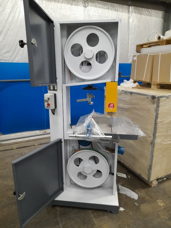 Вертикальный ленточно-пильный станок MJ 345 B