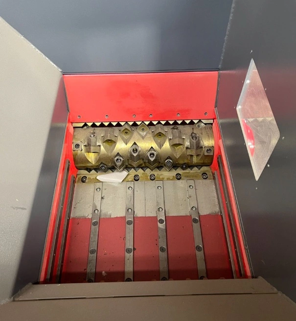 Дробилка шредерного типа REX Line LR 1400