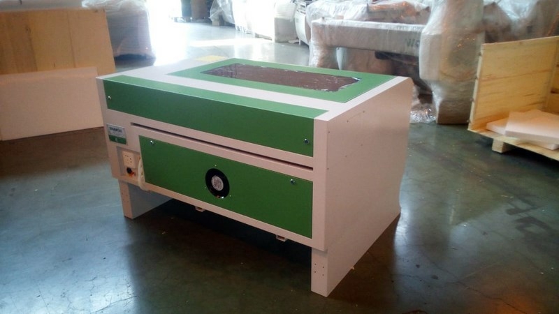 Лазерно-гравировальный станок с чпу WoodTec WL 9060 M2 100W ECO