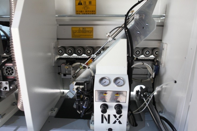 Автоматический кромкооблицовочный станок Nanxing NBC332S