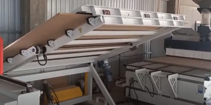 Автоматическая фрезерно-сверлильная линия AES RAPTOR LINE