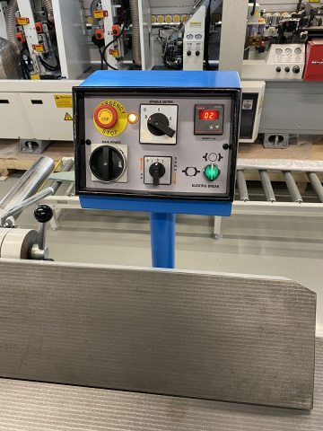 Фуговальный станок со спиральным валом ALBA SF 600W Digit