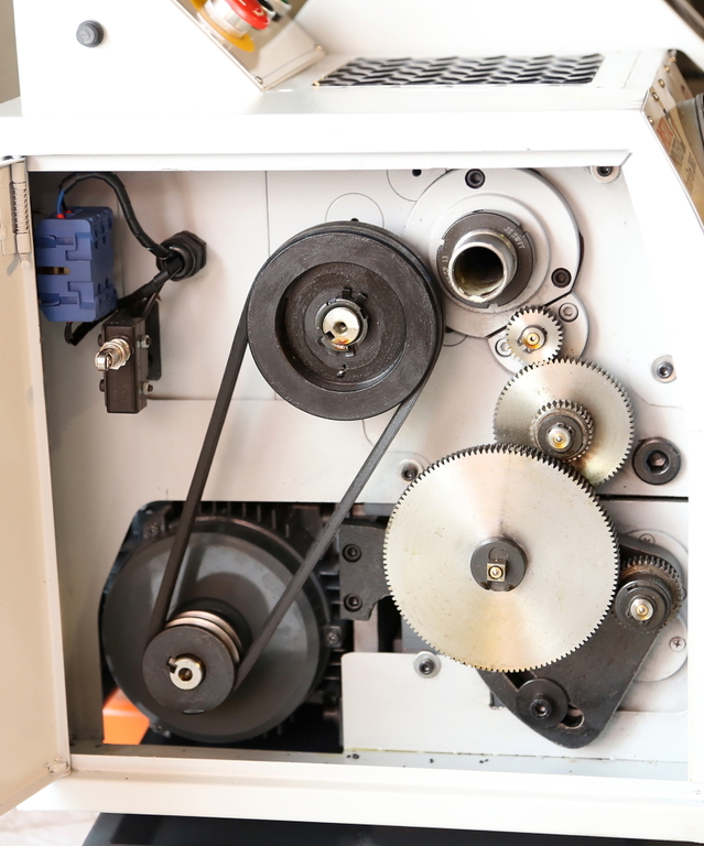 Настольный токарный станок Metal Master MasterTurn 2860G