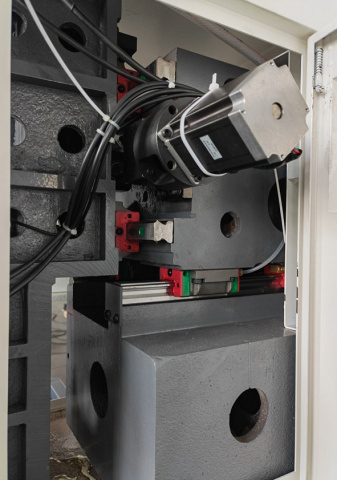 Проволочно-вырезной электроэрозионный станок Kingred KD700ZL