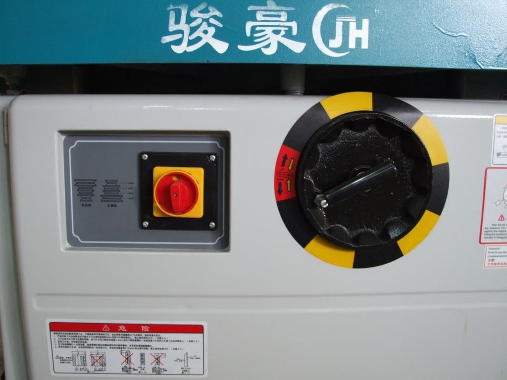 Фрезерный станок LTT MX5116T