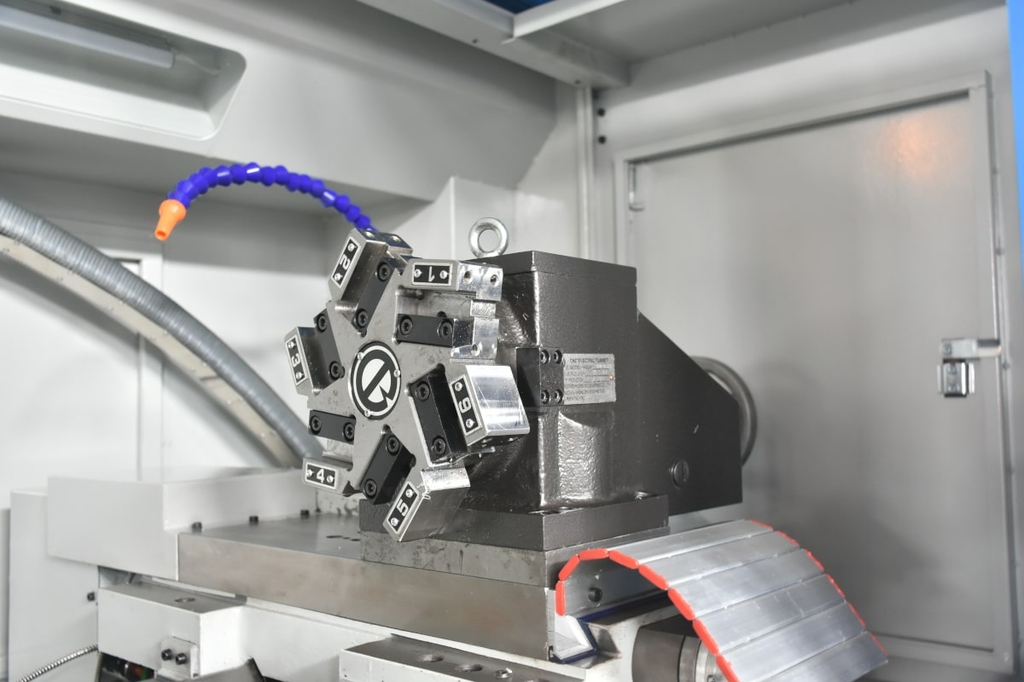 Токарный станок c ЧПУ с горизонтальной станиной MetalTec CK 32x750 metМК 322344