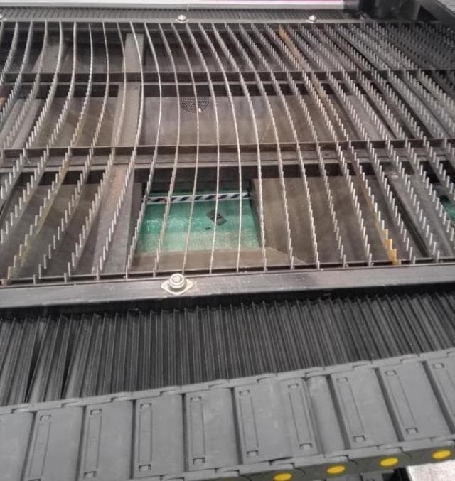 Оптоволоконный лазерный станок для раскроя металла с чпу Ltt HN3015F