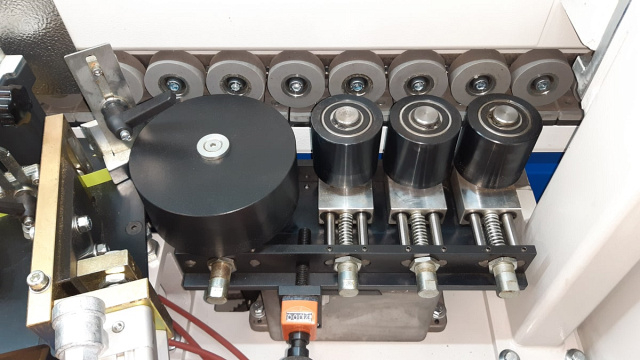 Автоматический кромкооблицовочный станок Alba Advantage 5 Ultra