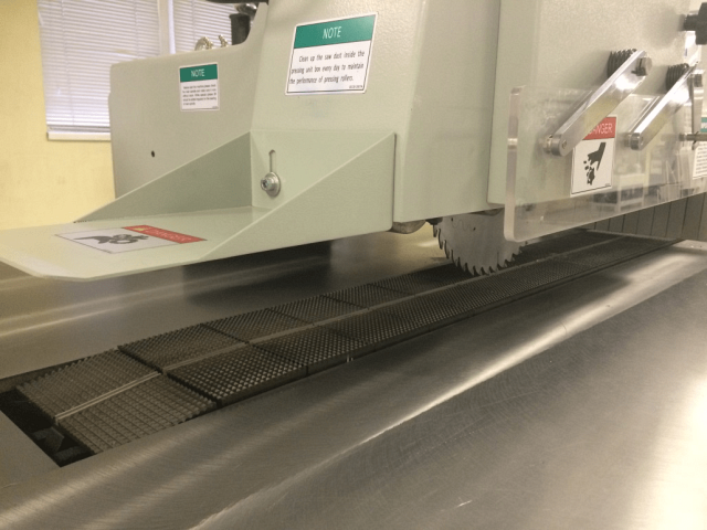 Круглопильный (прирезной) станок с автоподачей QUADRO MJ 153i