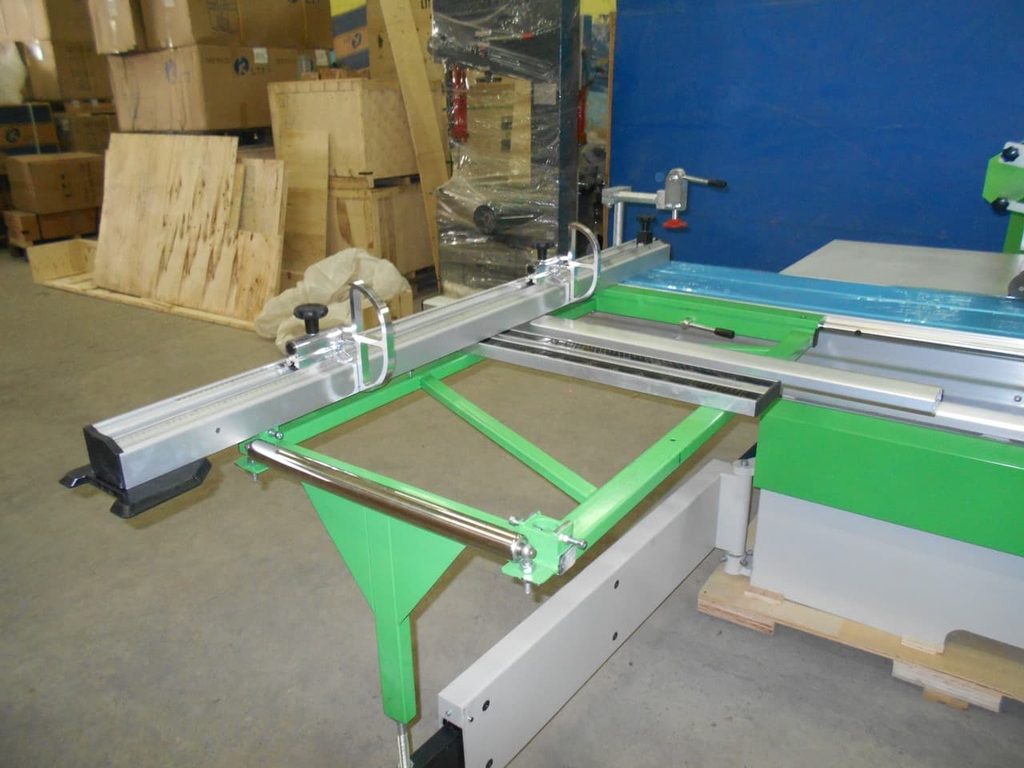 Форматно-раскроечный станок LTT F45