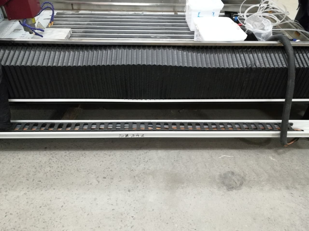 Фрезерный станок с чпу для обработки камня LTT BL-1325