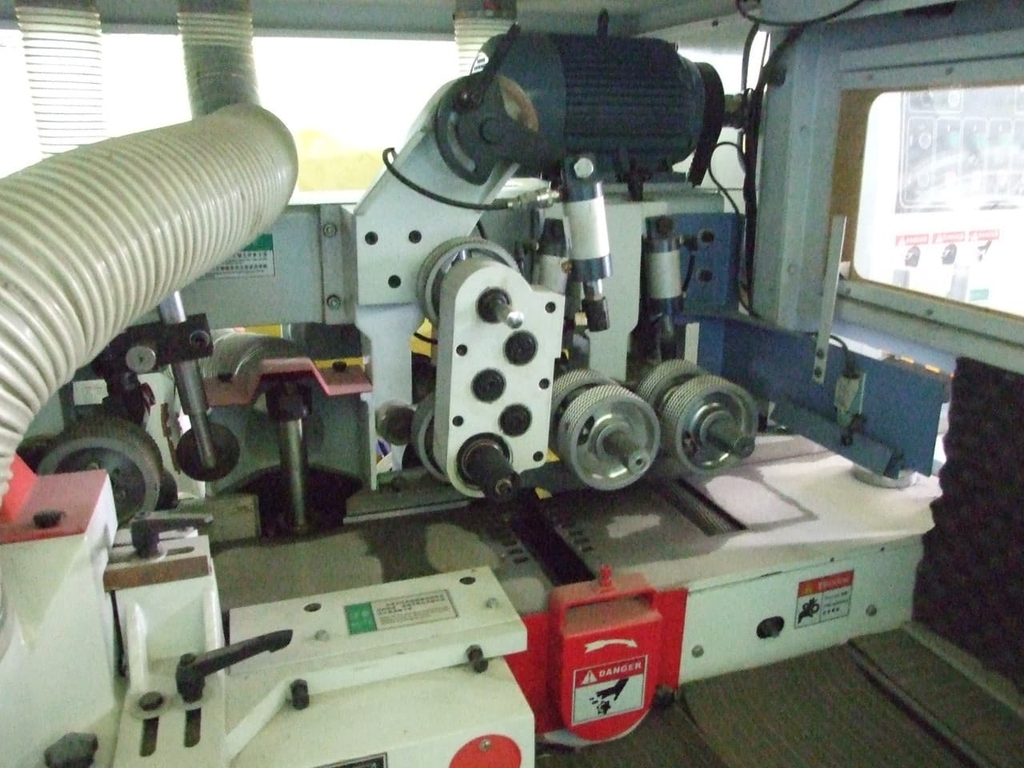 Четырёхсторонний станок QCM QMB423A