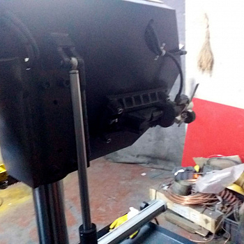 Полуавтоматический ленточнопильный станок Kesmak KSY 400X600