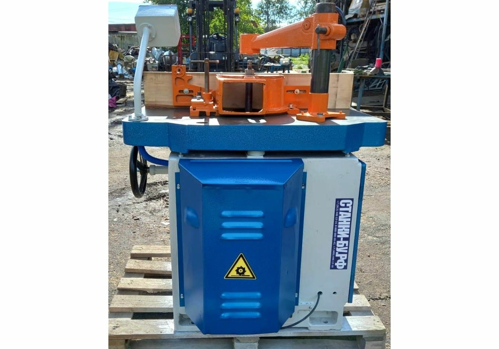 Фрезерный станок ФСШ-1А (Д) б/у 4 скорости