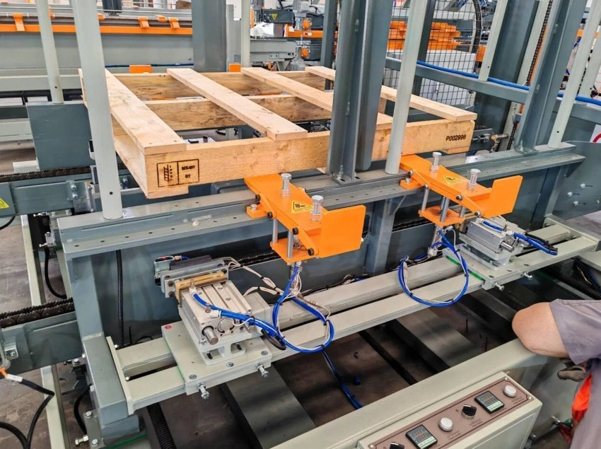 Полуавтоматическая линия сборки поддонов ITALL PALL PALLET MASTER 500