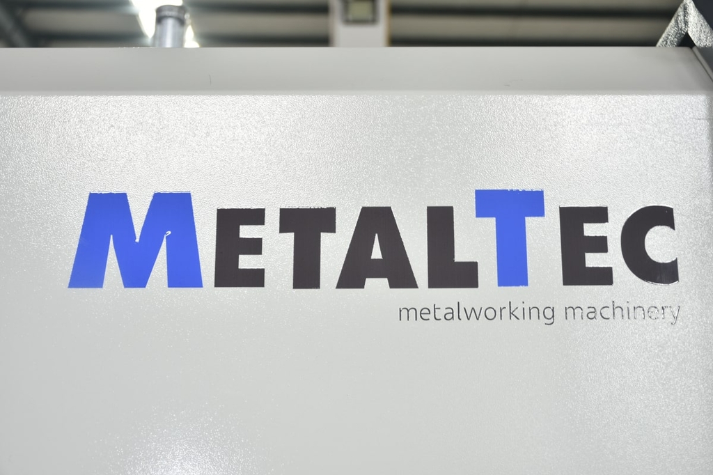 Токарный станок c ЧПУ с горизонтальной станиной MetalTec CK 32x750 metМК 322344