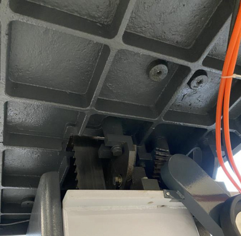 Ленточнопильный станок EcoWood BS 700 AUTO с подающим устройством