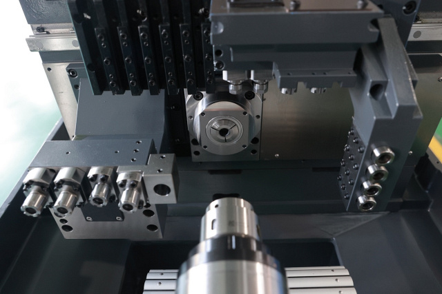 Автоматы продольного точения IRONMAC ISL-325 и ISL-326