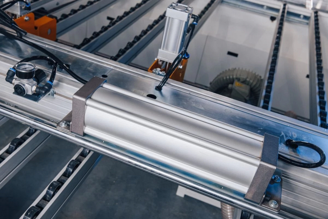 Форматно-раскроечный центр с ЧПУ Nanxing NPC 330