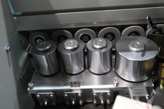 Автоматический кромкооблицовочный станок Nanxing NBC332