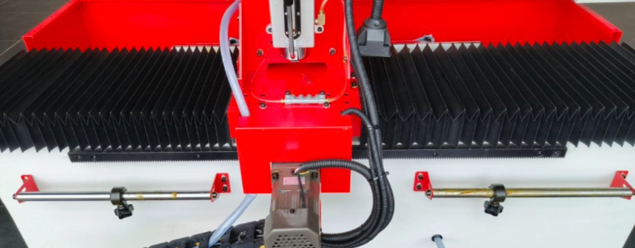 Заточной станок с ЧПУ с магнитной плитой для дробильных и лущильных ножей ISM-АC